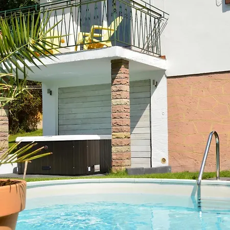 Le De L'ecureuil Holiday home